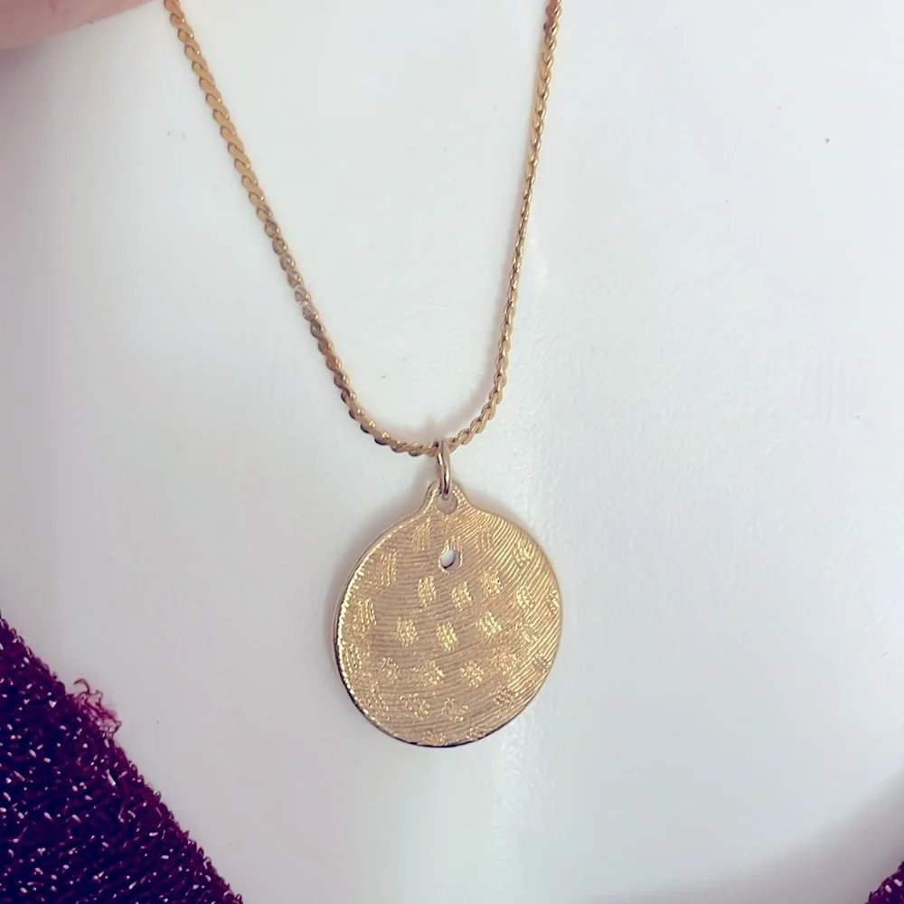 Vintage Trifari gold tone Necklace